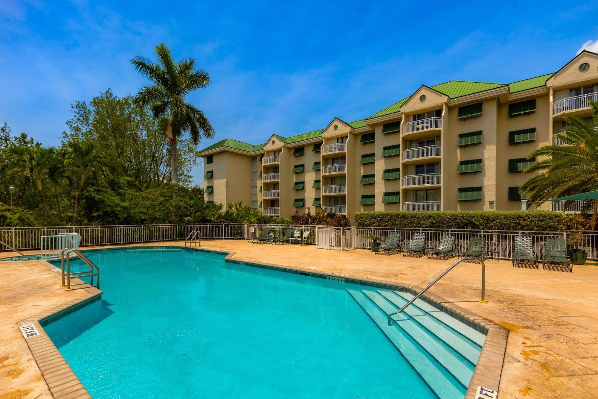 Sunrise Suites Saint Lucia Suite #201 Key West Room photo