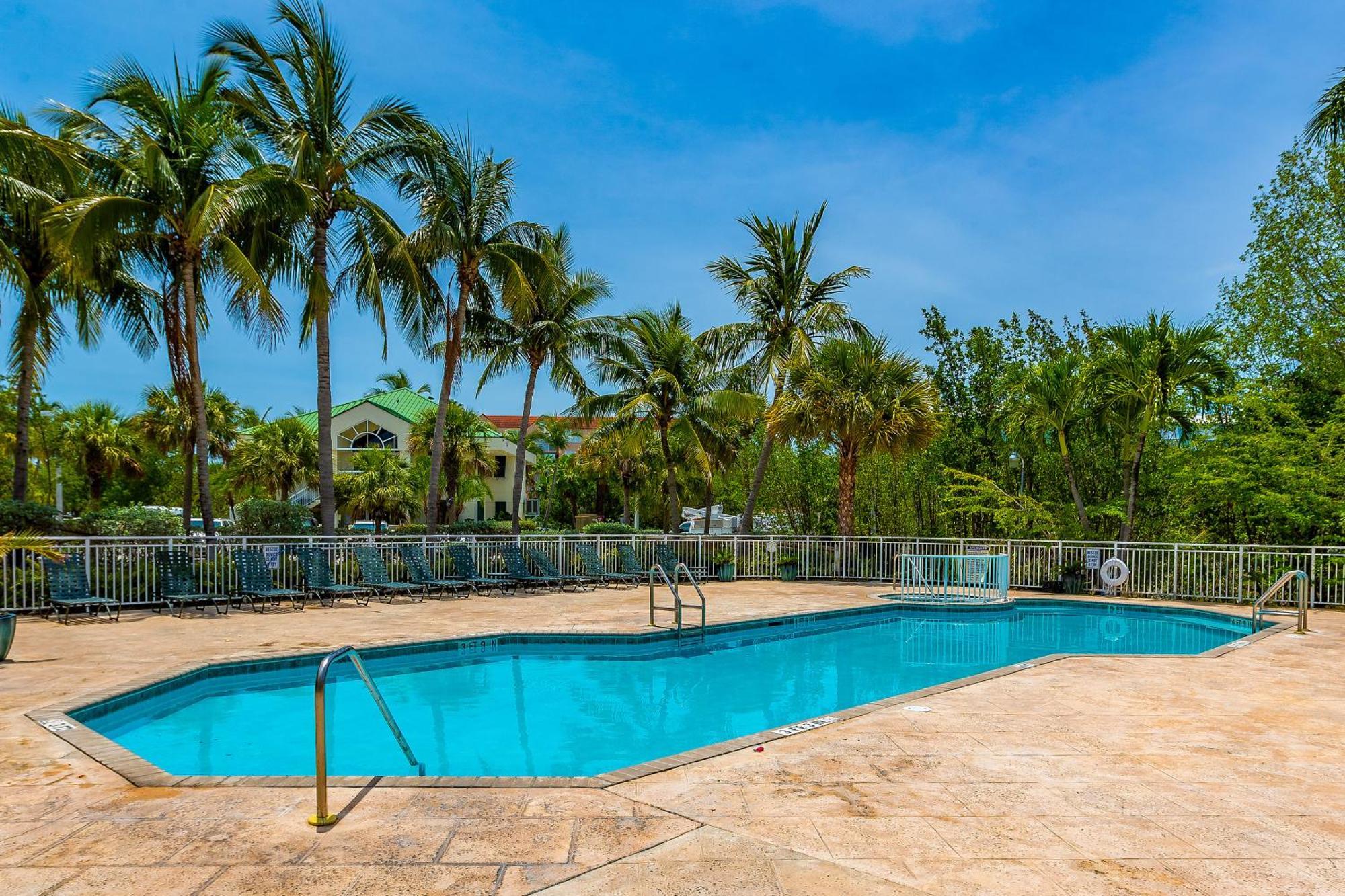 Sunrise Suites Saint Lucia Suite #201 Key West Room photo